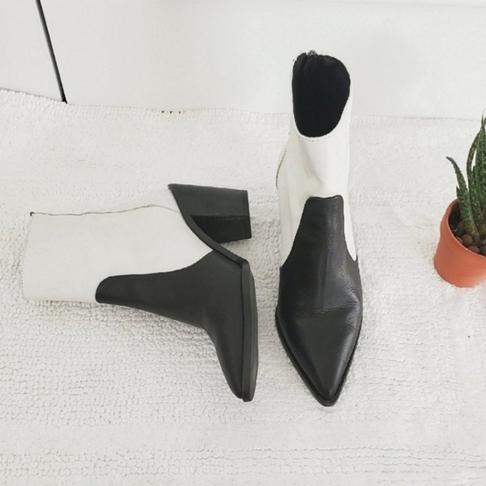 L'INTERVALLE Limited Edition Colour Block Leather Western Cowboy Ankle Boots - Picture 3 of 16